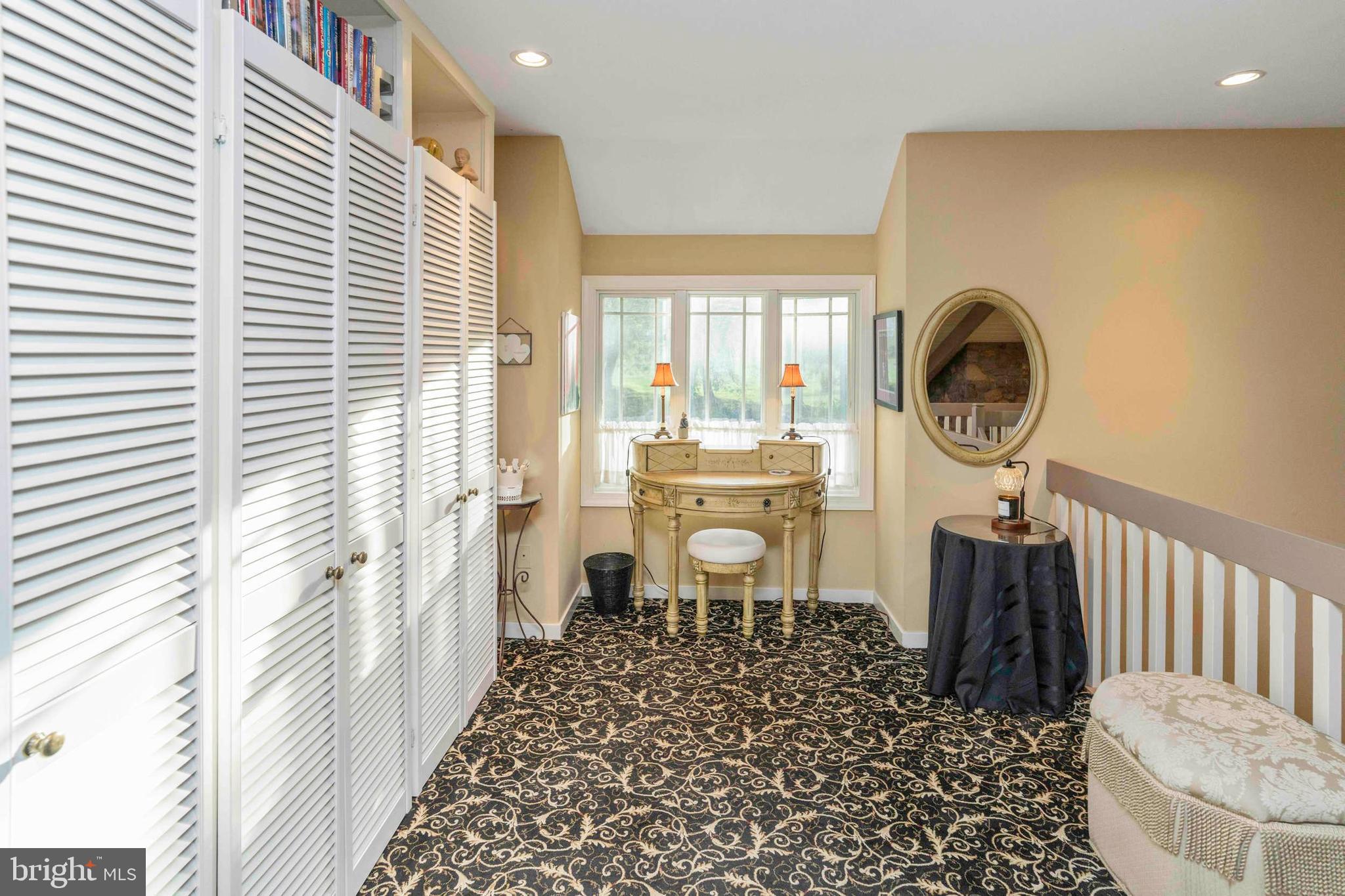 SPRING VALLEY - Residential