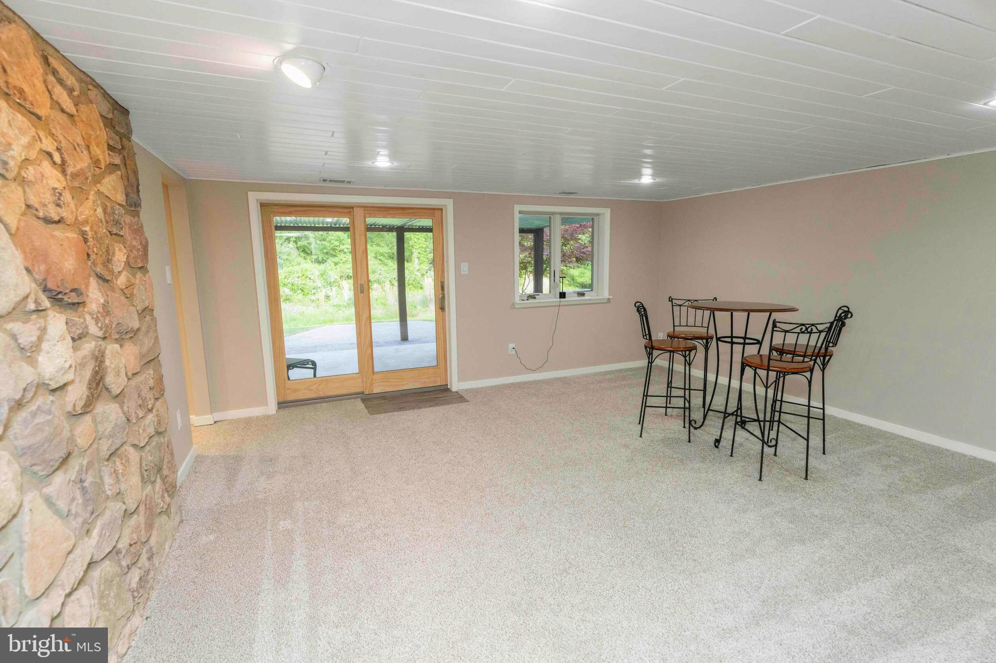 SPRING VALLEY - Residential