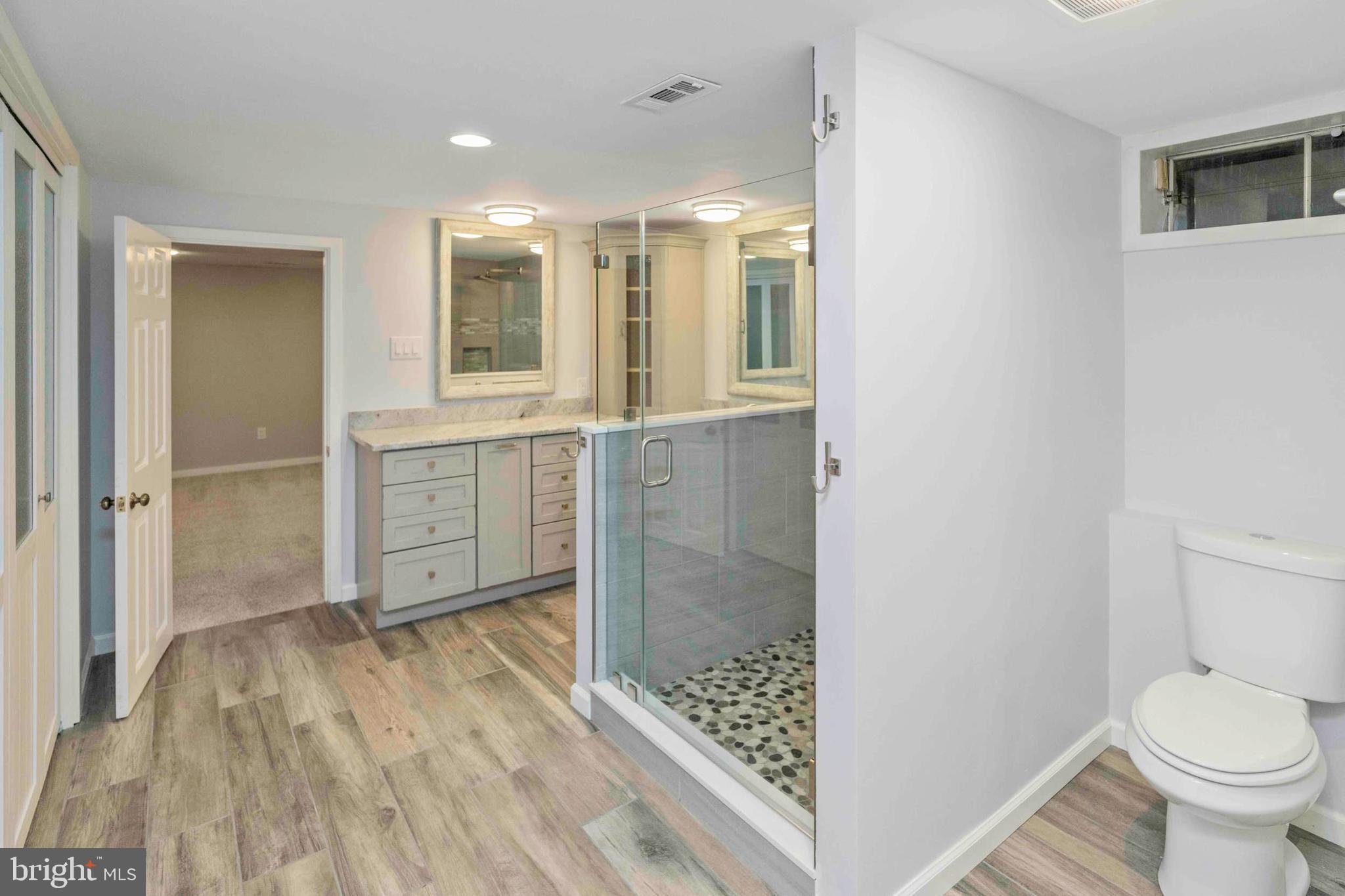 SPRING VALLEY - Residential