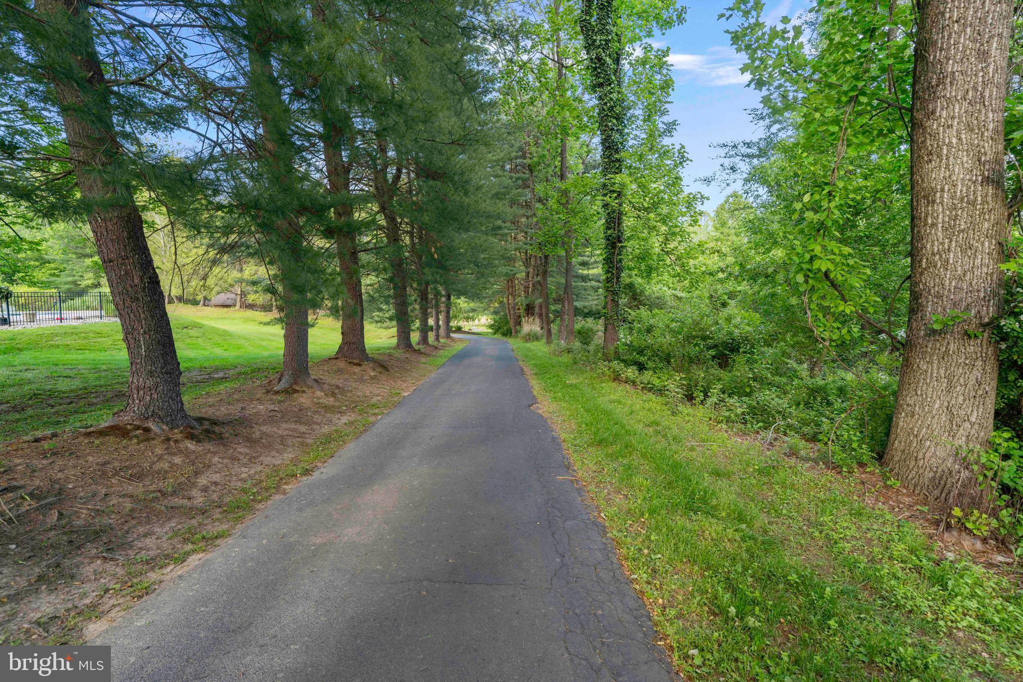 SPRING VALLEY - Residential