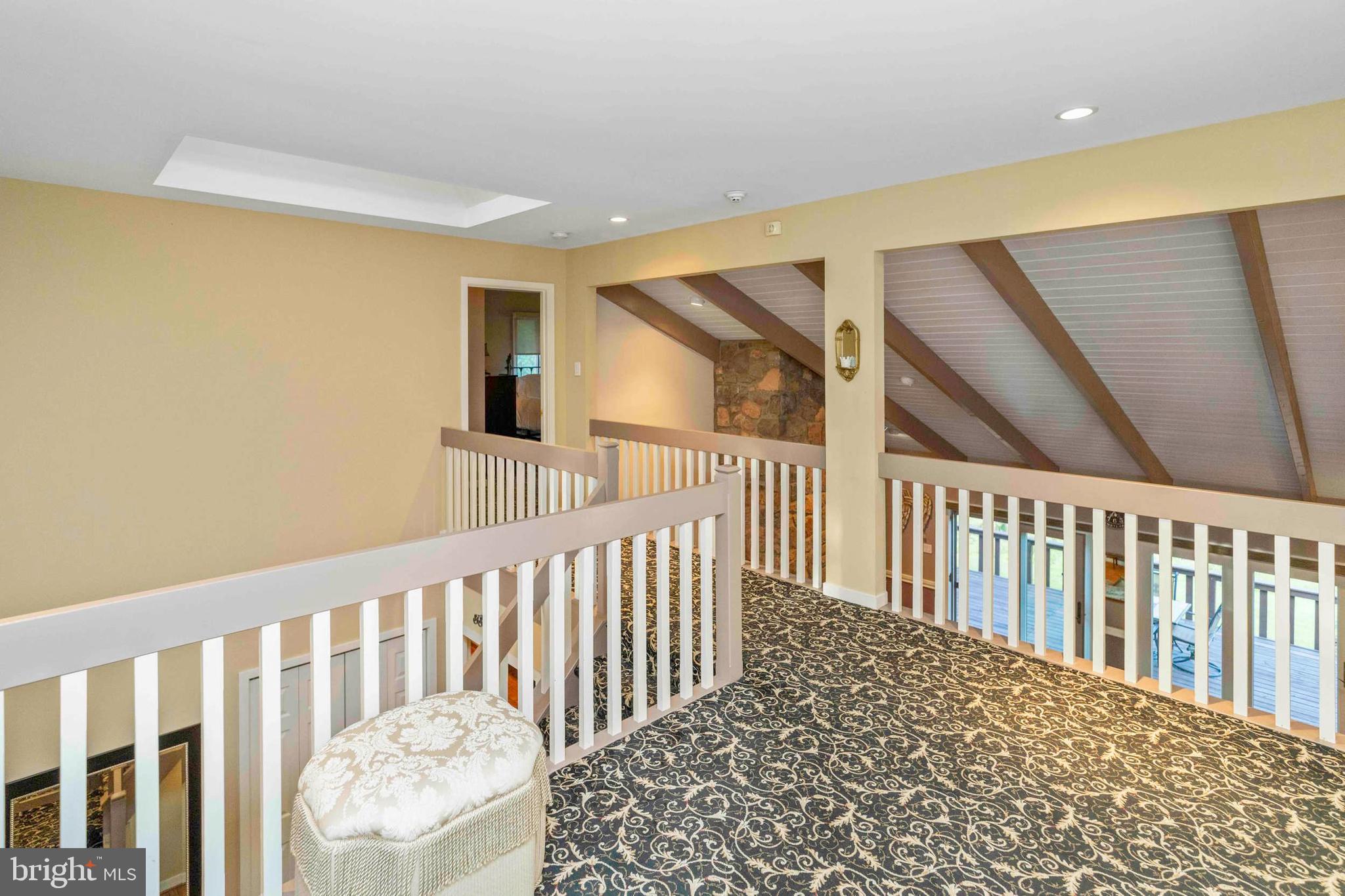 SPRING VALLEY - Residential