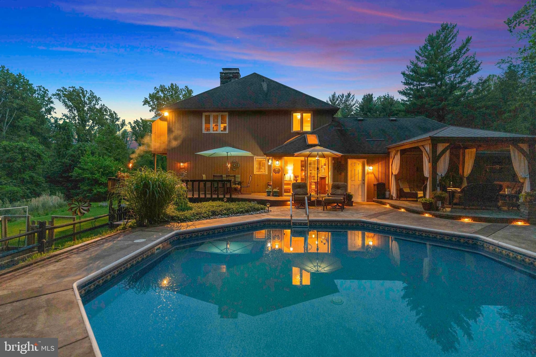 SPRING VALLEY - Residential