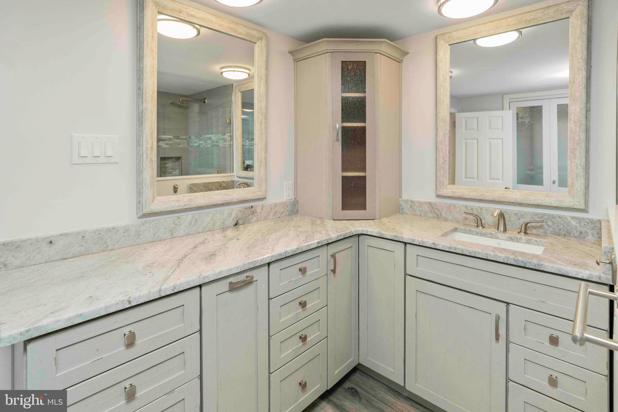 SPRING VALLEY - Residential