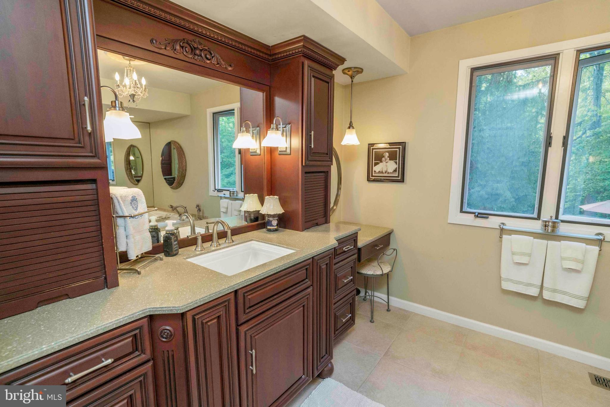 SPRING VALLEY - Residential