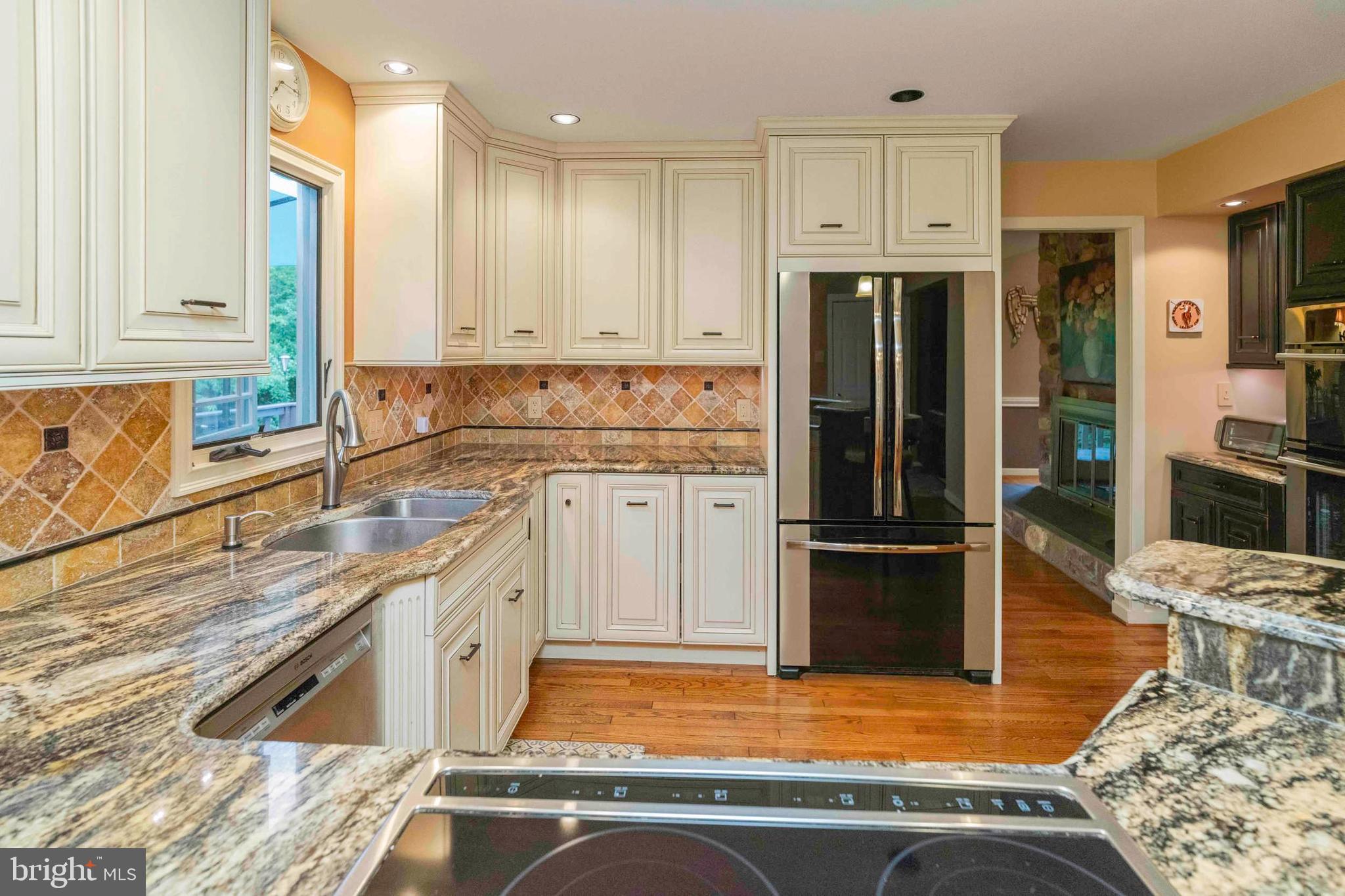 SPRING VALLEY - Residential