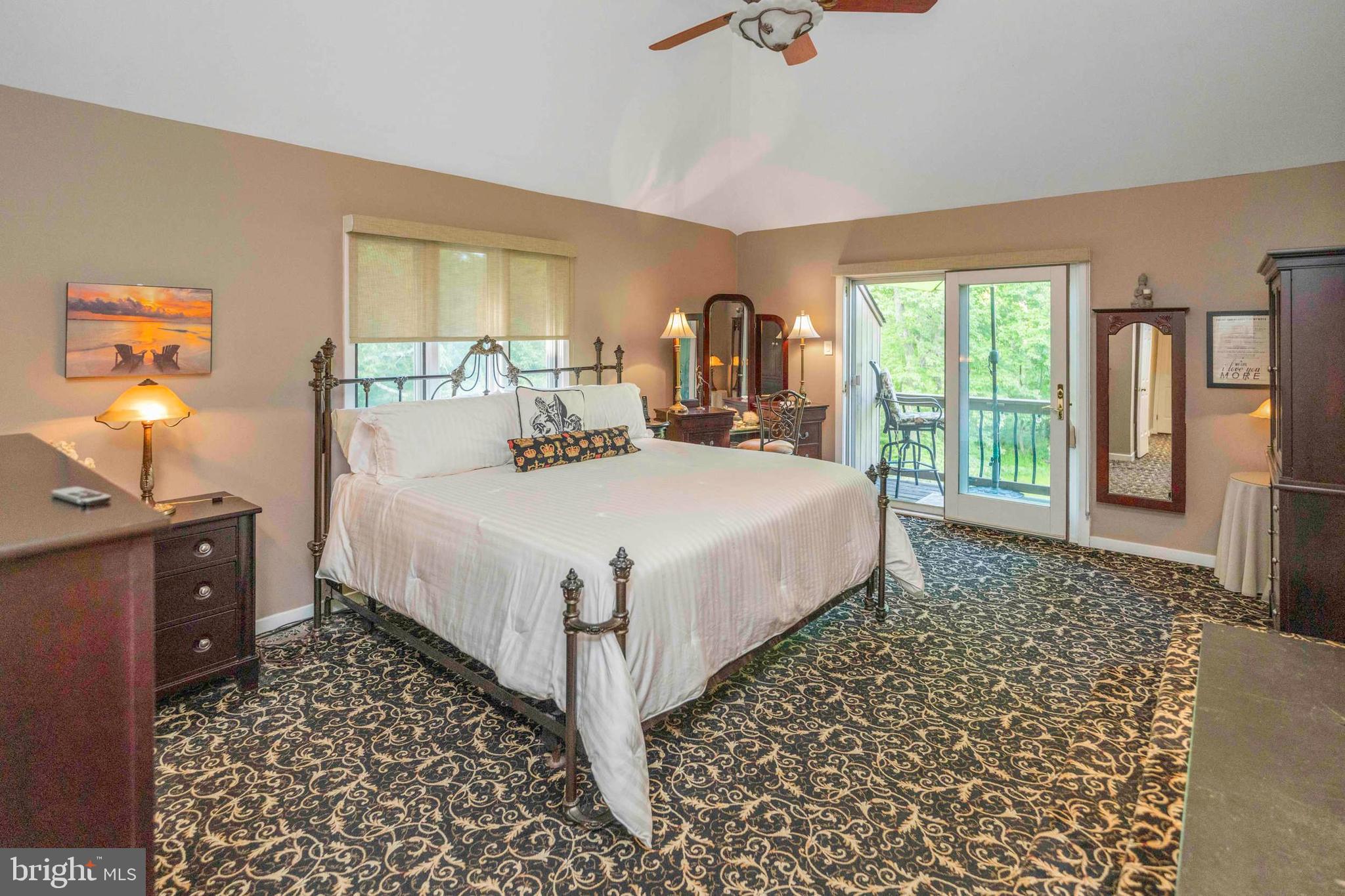 SPRING VALLEY - Residential