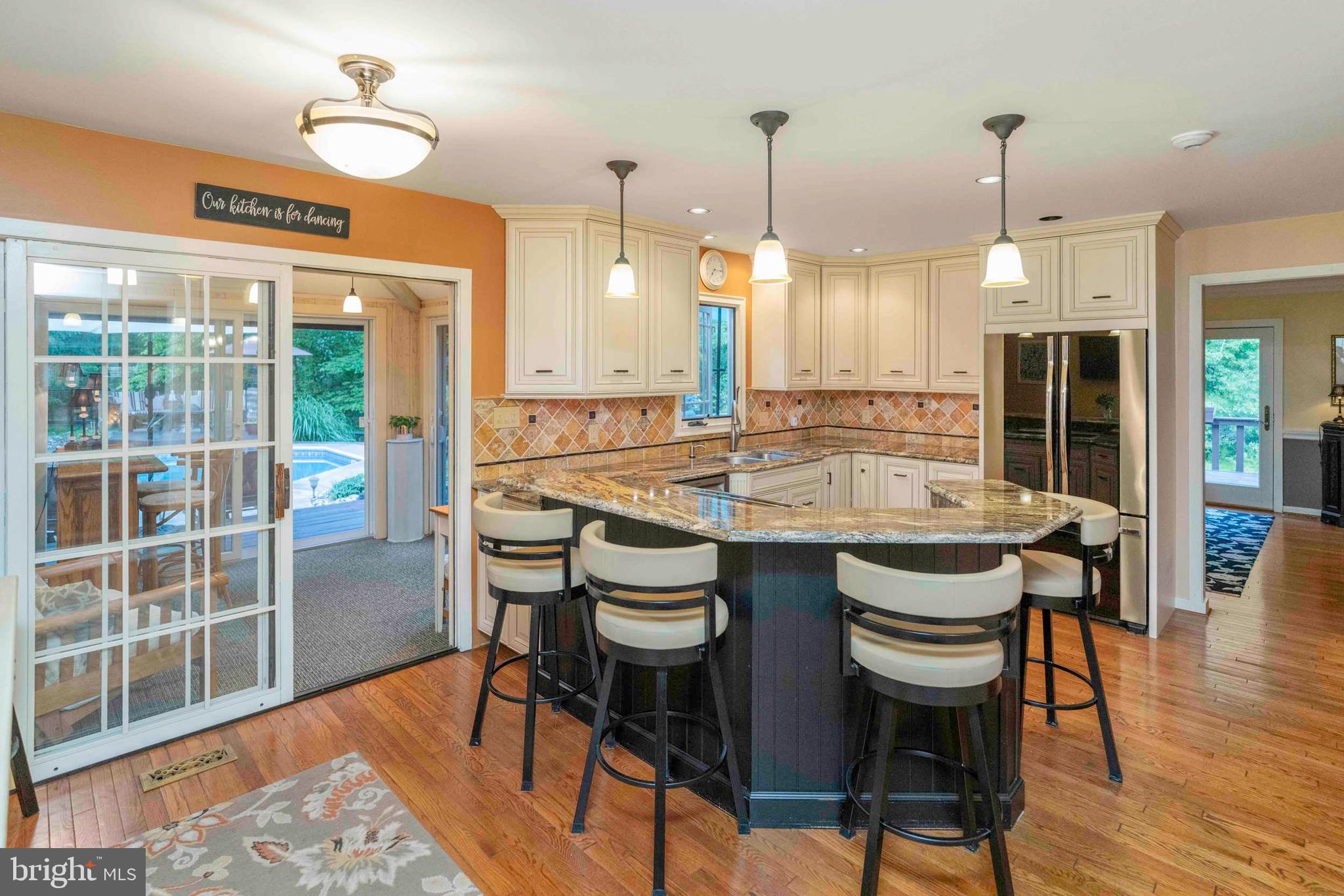 SPRING VALLEY - Residential