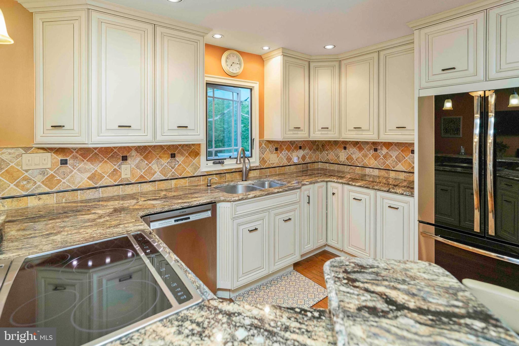 SPRING VALLEY - Residential