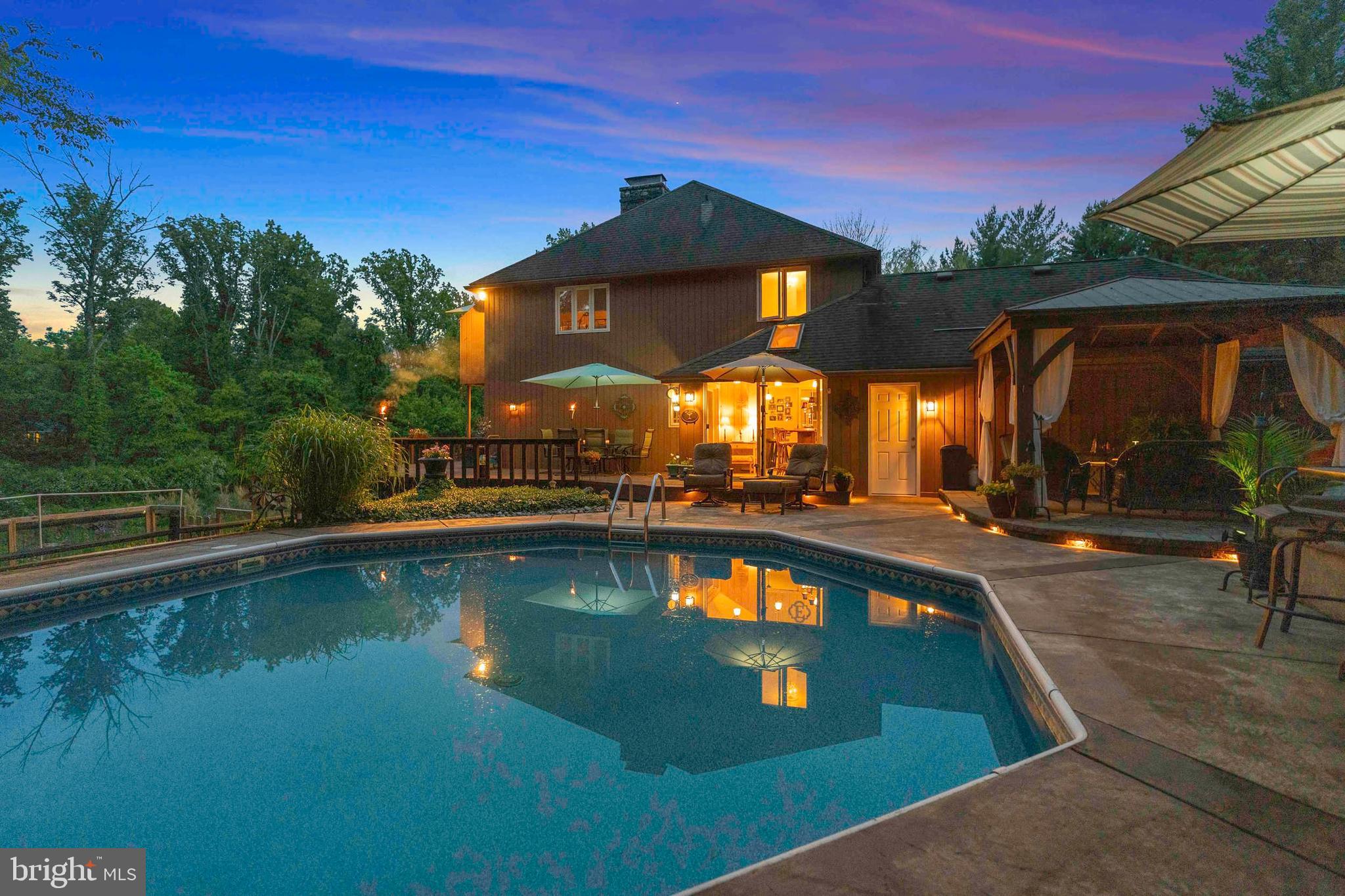 SPRING VALLEY - Residential