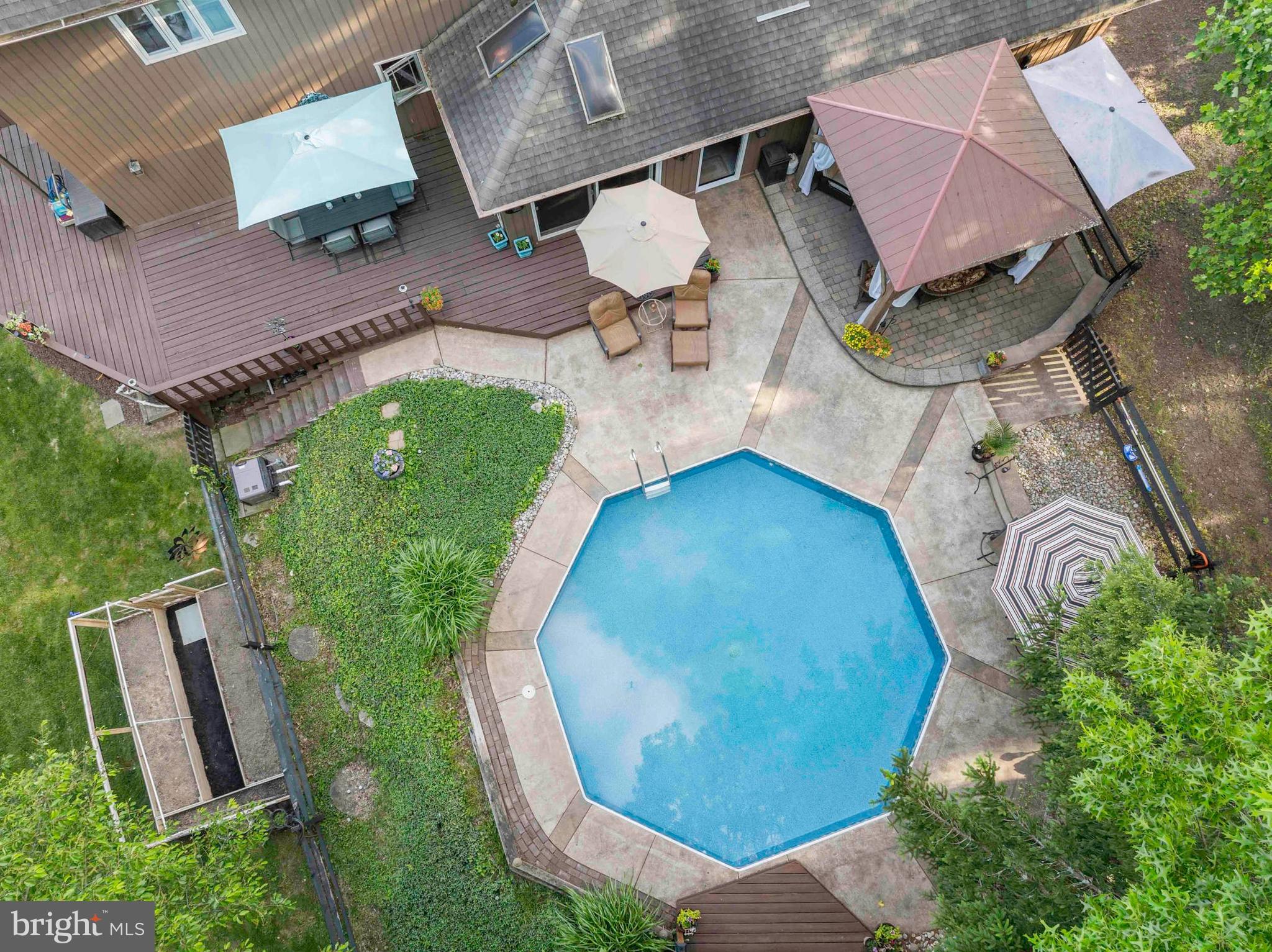 SPRING VALLEY - Residential