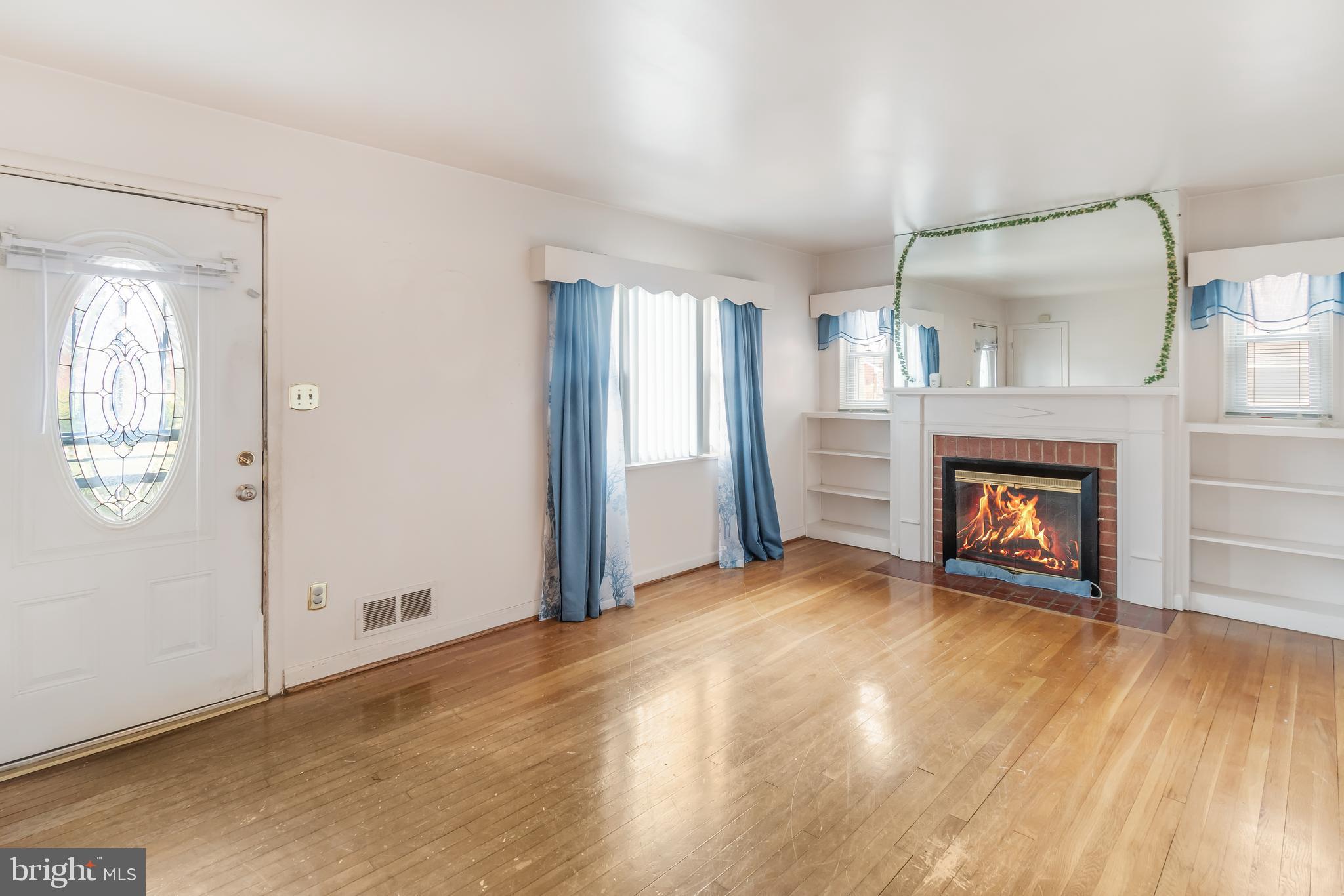 KENT VILLAGE - Residential