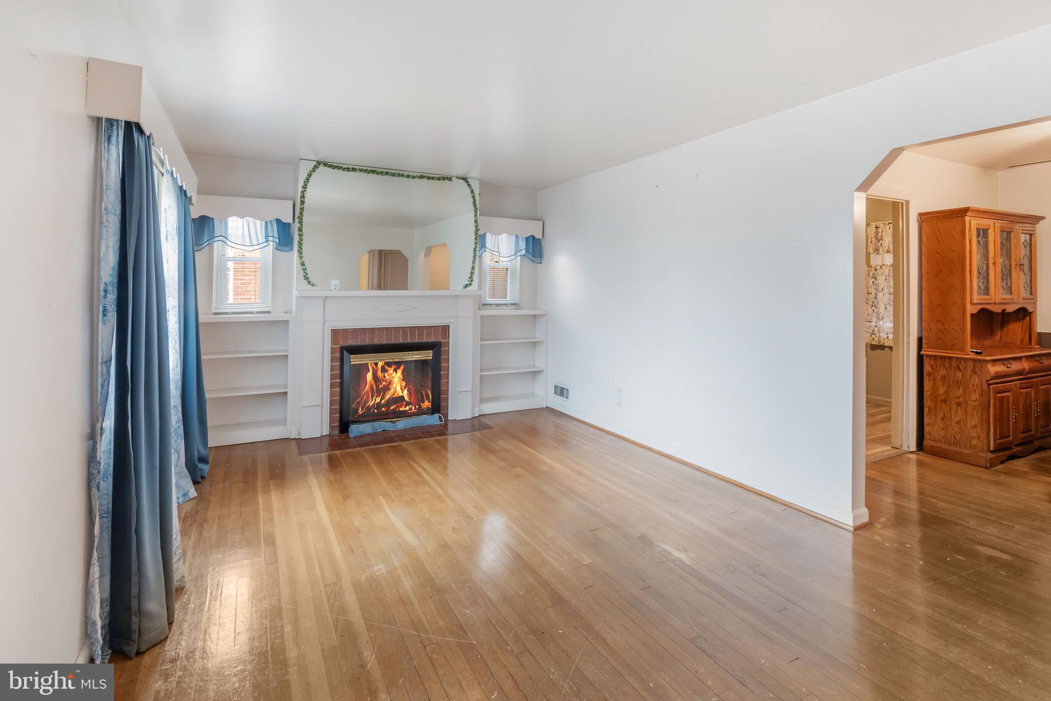 KENT VILLAGE - Residential