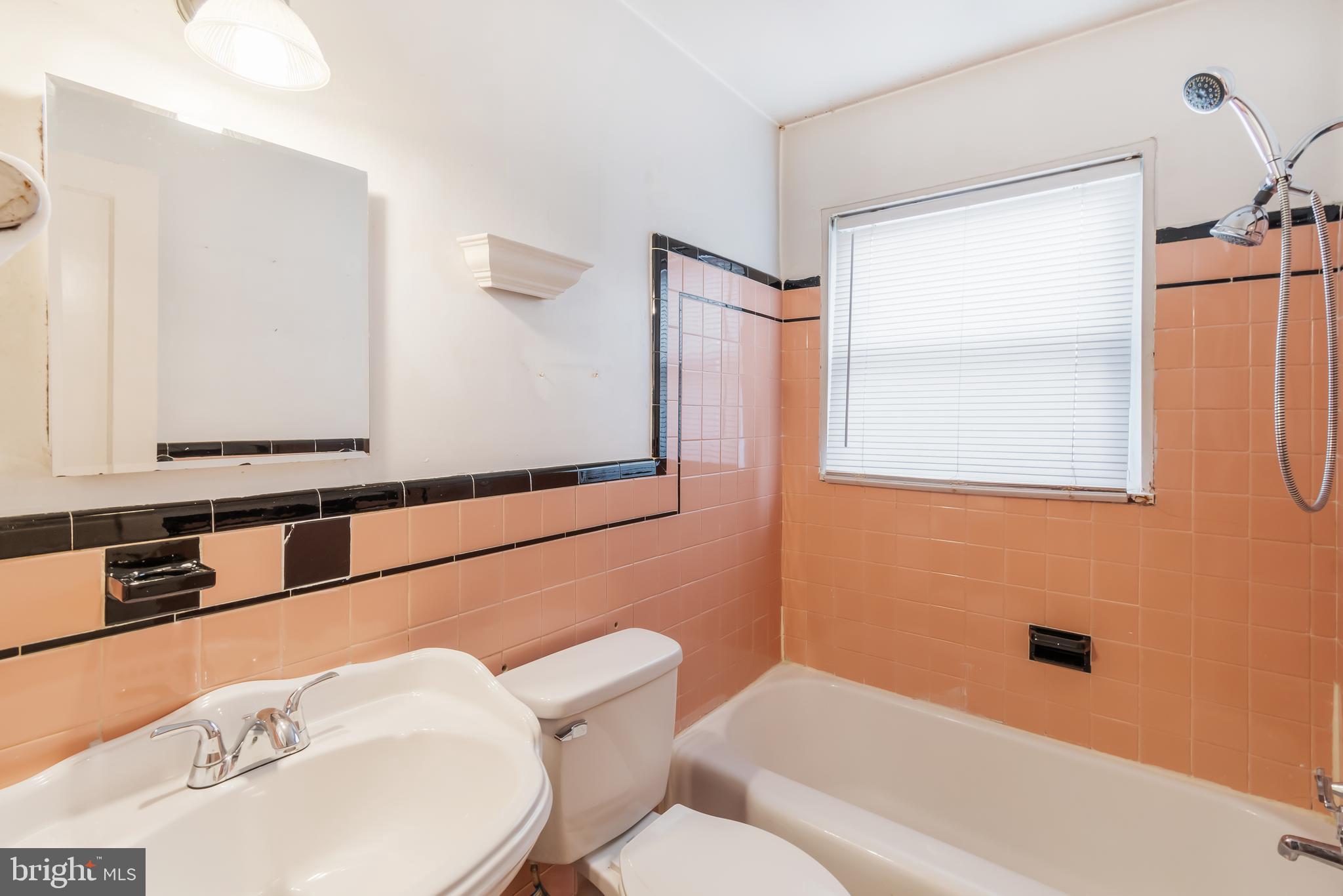 KENT VILLAGE - Residential