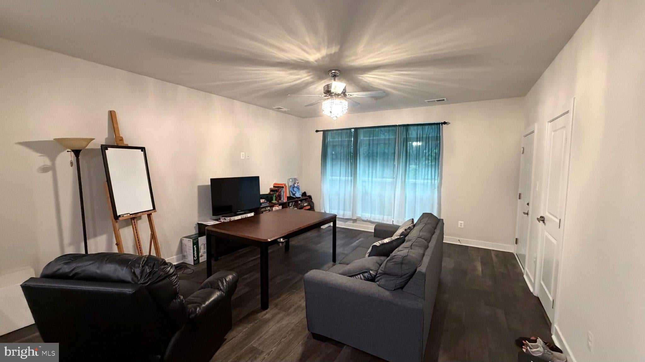 2324 WATER PROMENADE AVENUE 2L