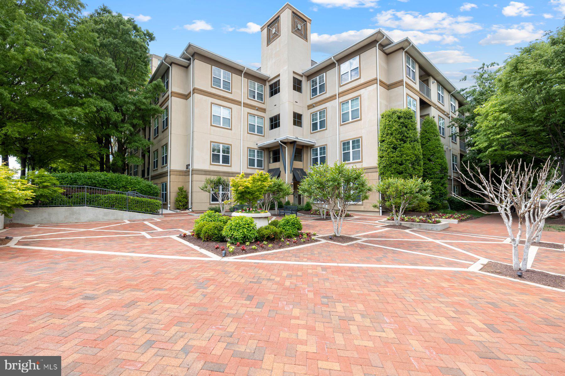 WHITE FLINT STATION - Residential