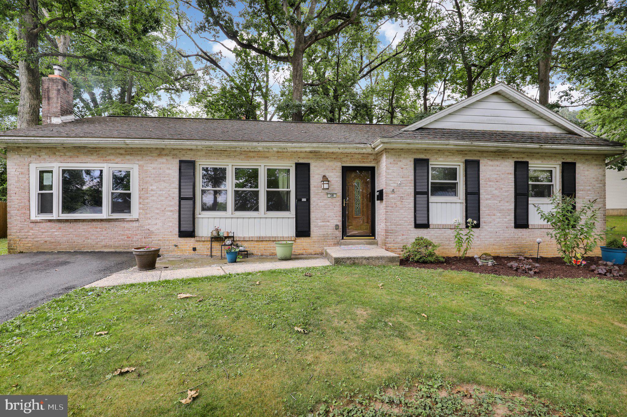 38 CEDARWOOD ROAD