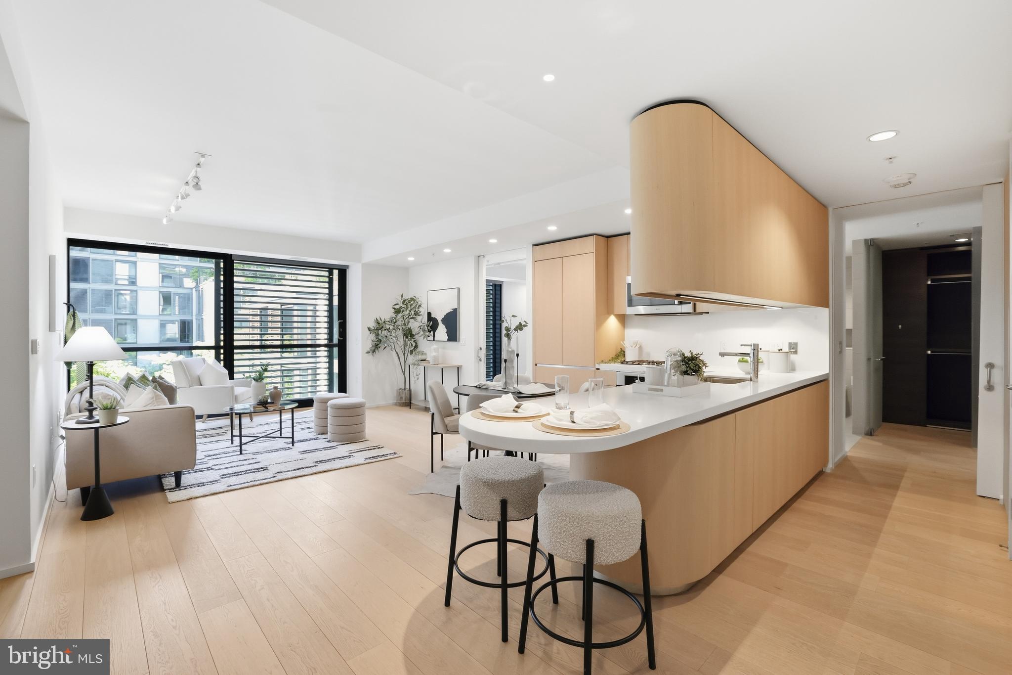 920 I STREET NW 609