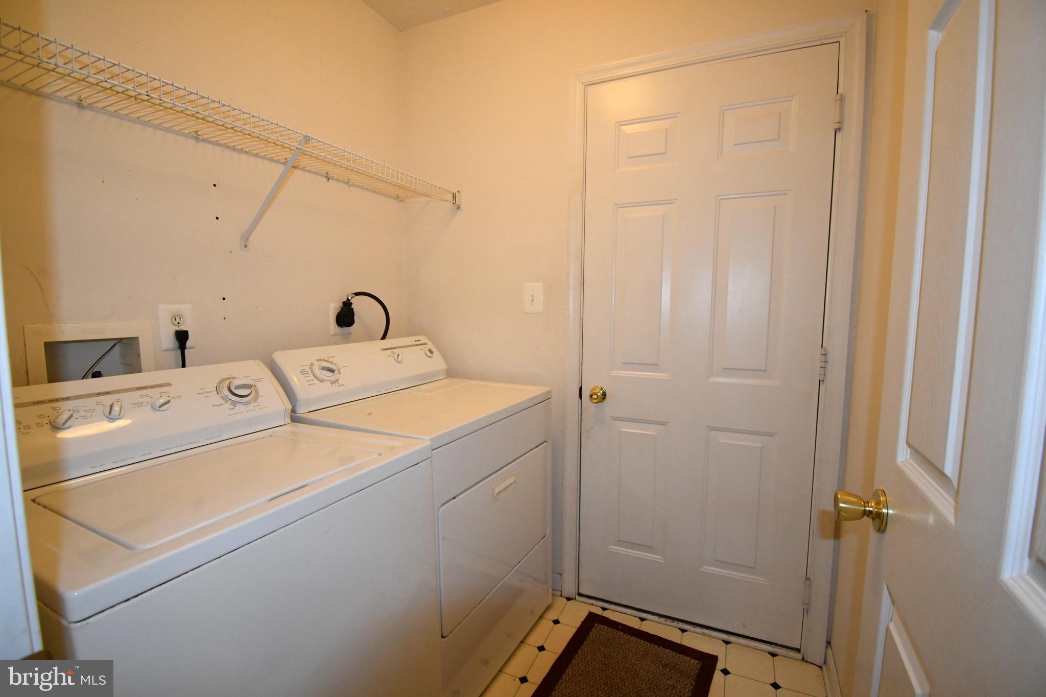 WOODS OF BAYVIEW - Residential Lease