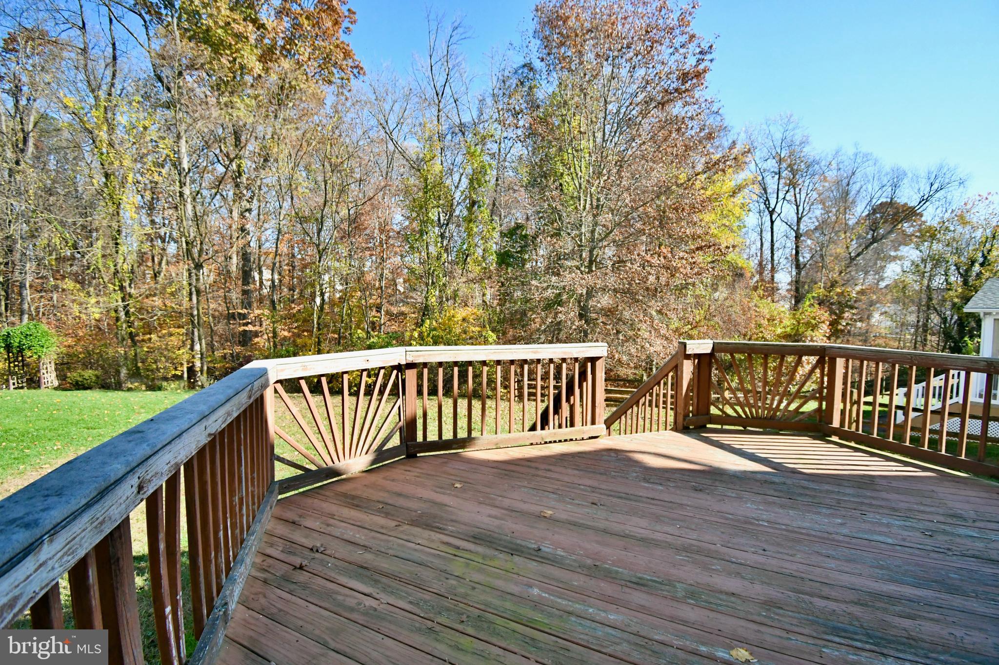 WOODS OF BAYVIEW - Residential Lease