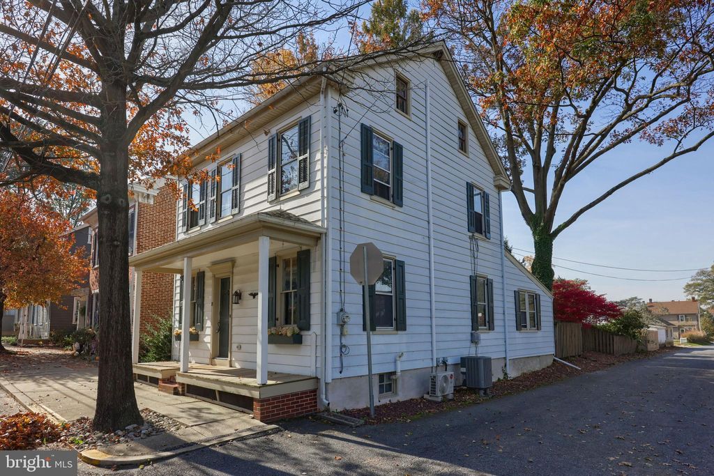 Photo of 18 S Locust Street, Lititz, PA 17543 (MLS # PALA2059508)