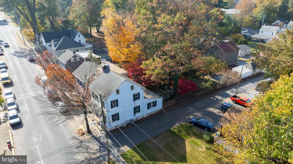 Photo of 18 S Locust Street, Lititz, PA 17543 (MLS # PALA2059508)