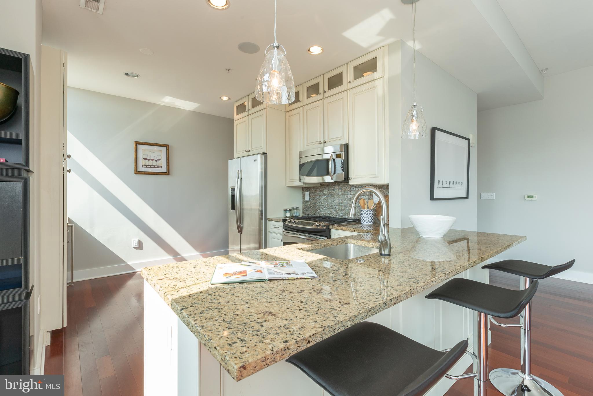 WASHINGTON SQ WEST - Residential