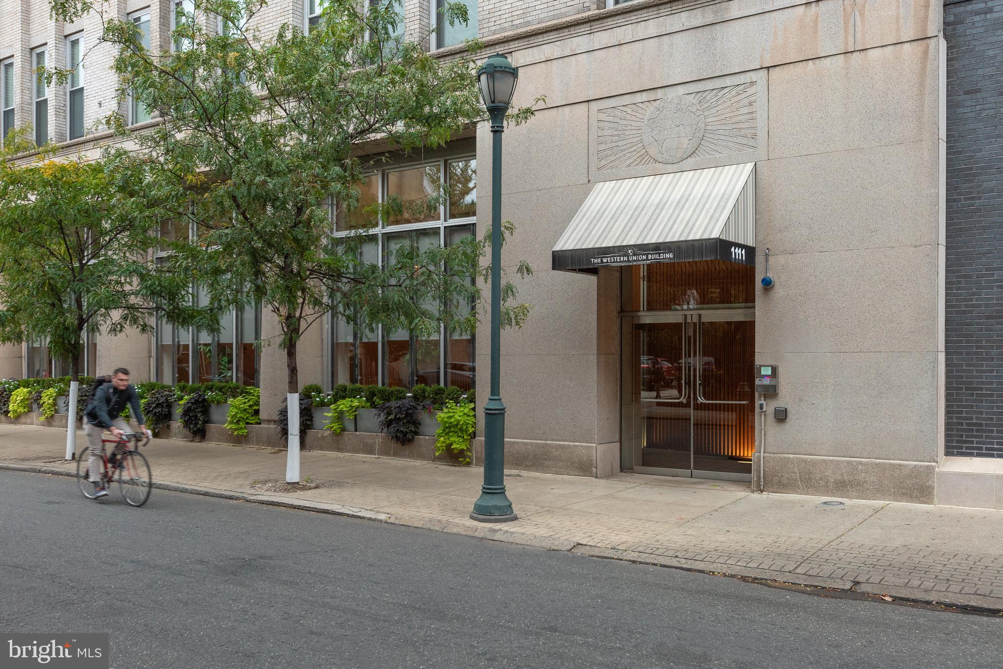 WASHINGTON SQ WEST - Residential