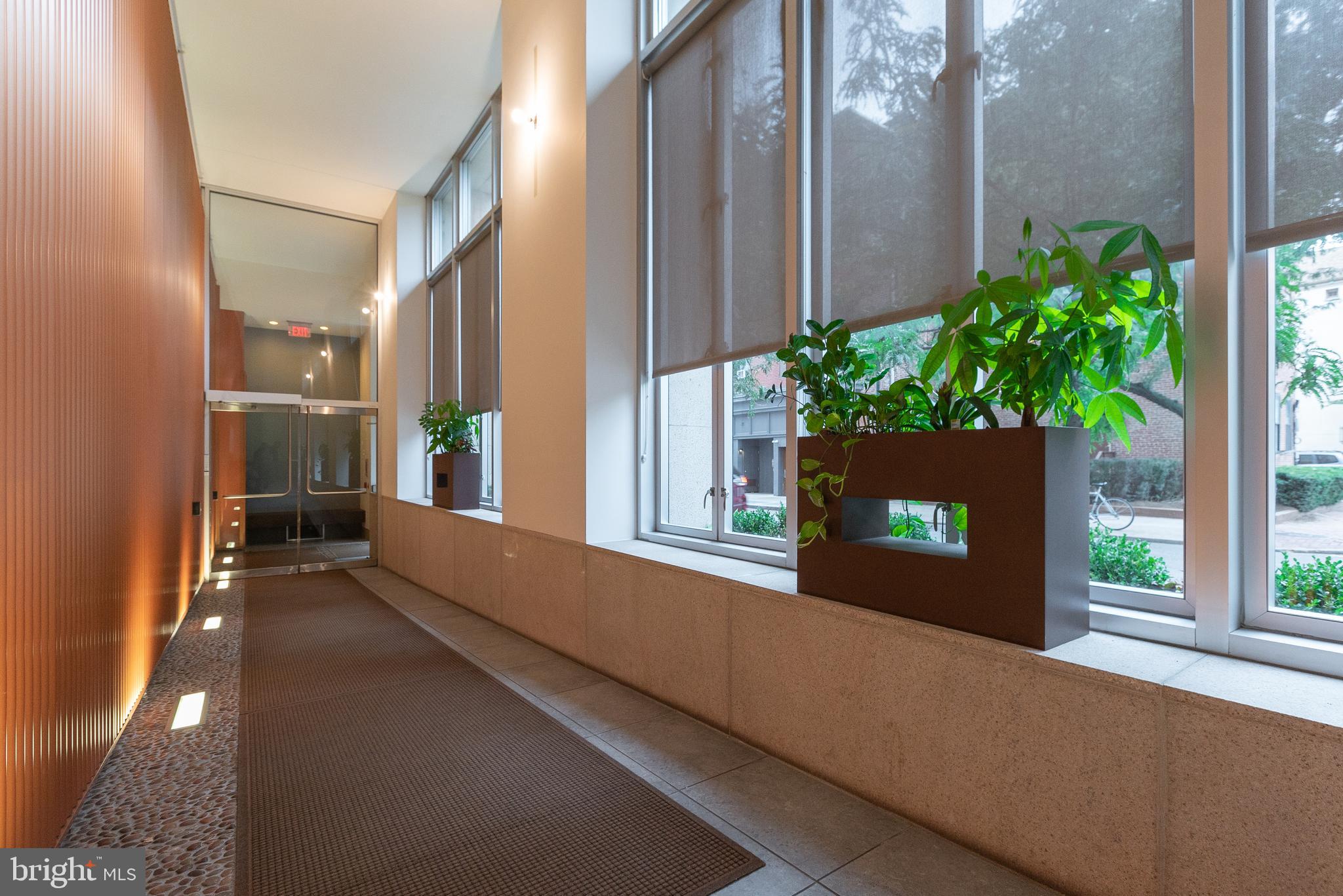 WASHINGTON SQ WEST - Residential