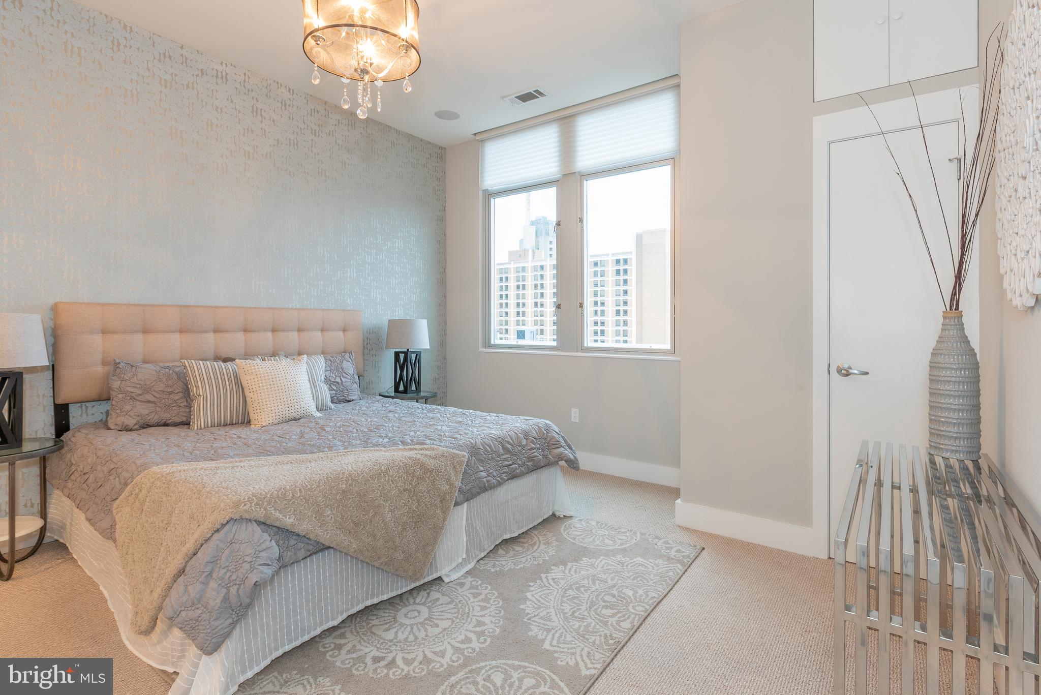 WASHINGTON SQ WEST - Residential