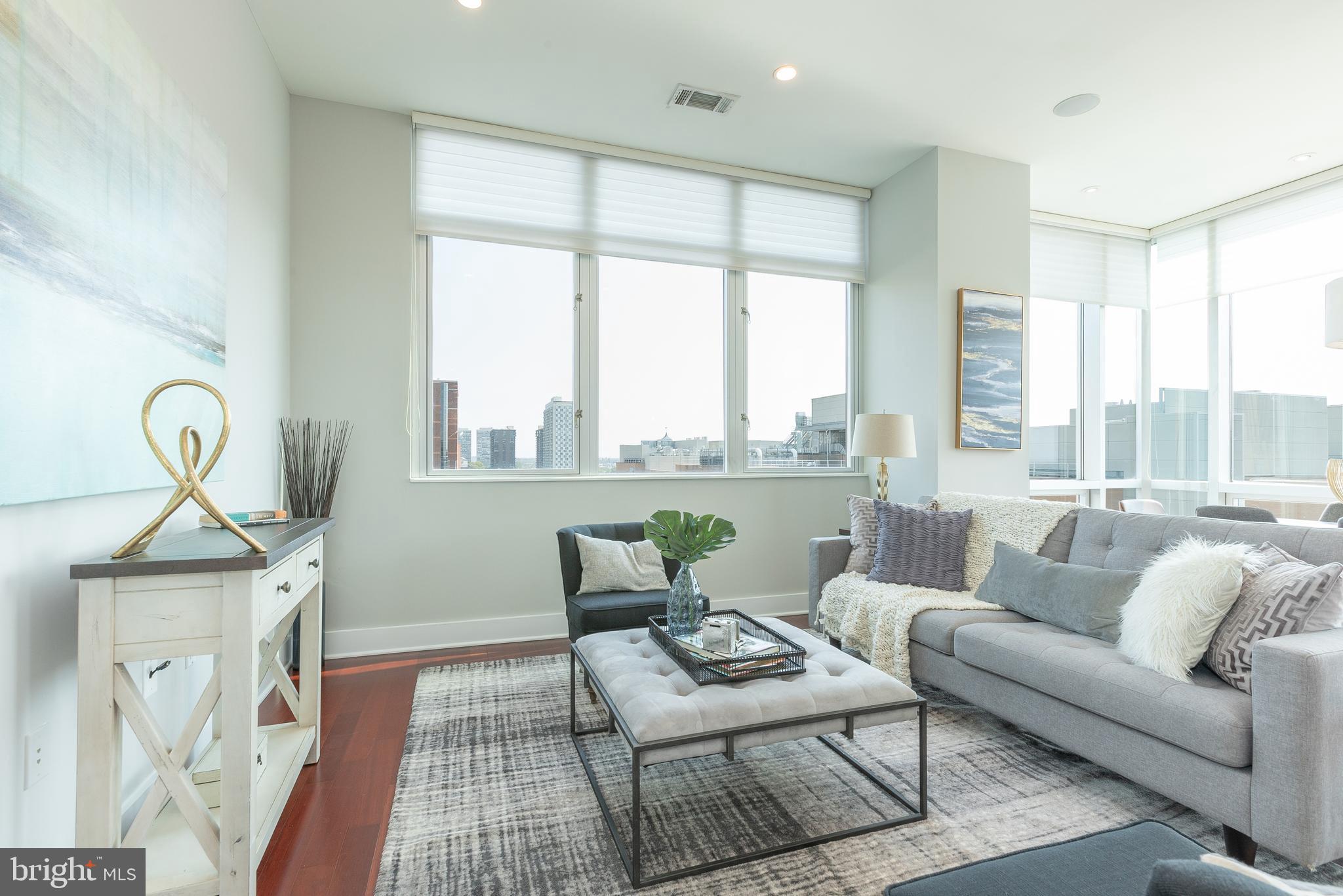 WASHINGTON SQ WEST - Residential