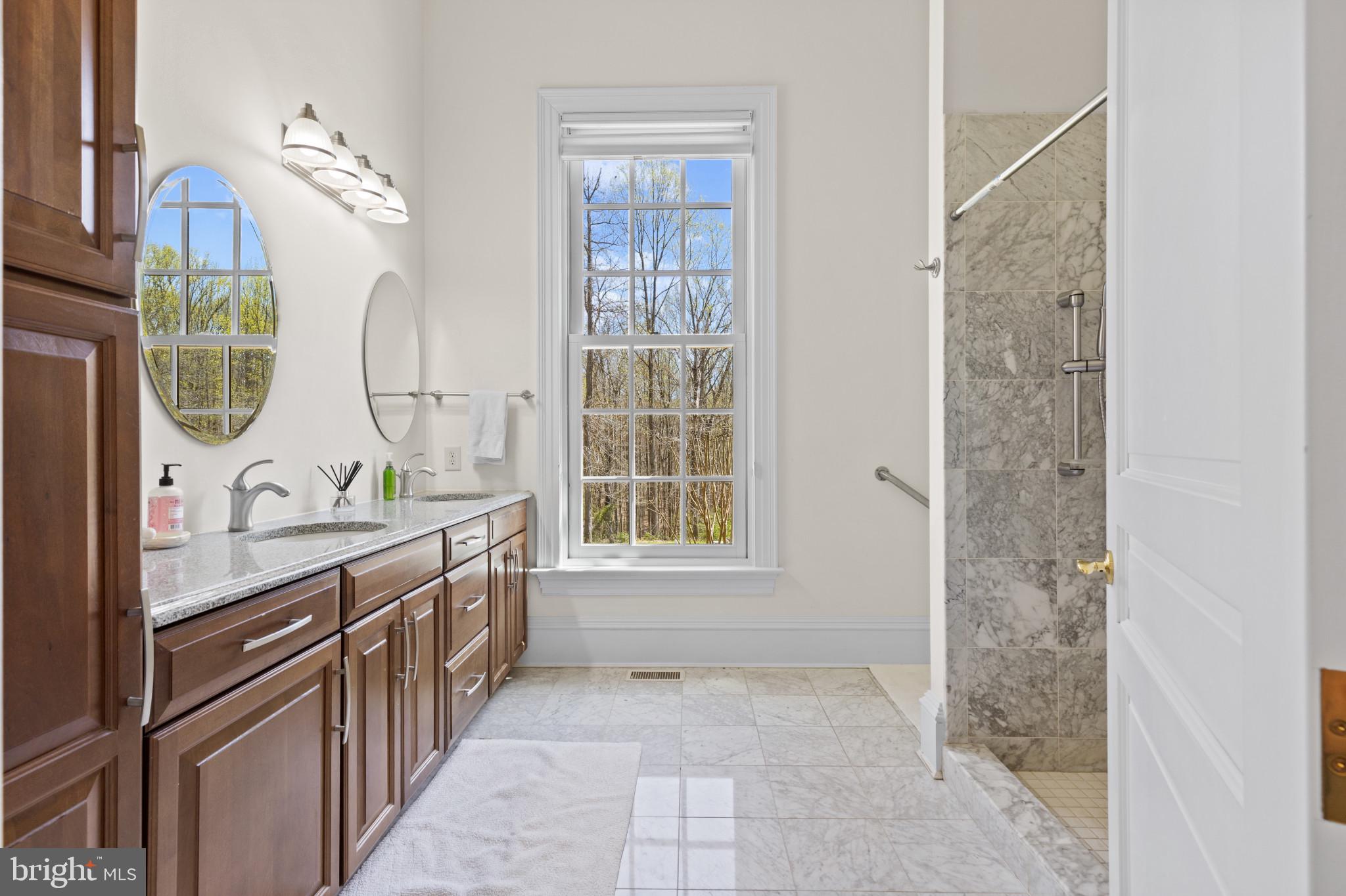 WORTHINGTON VALLEY - Residential