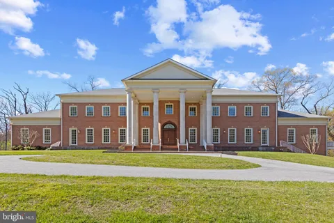 14815 Dover Road, Reisterstown, MD MLS: MDBC2125482