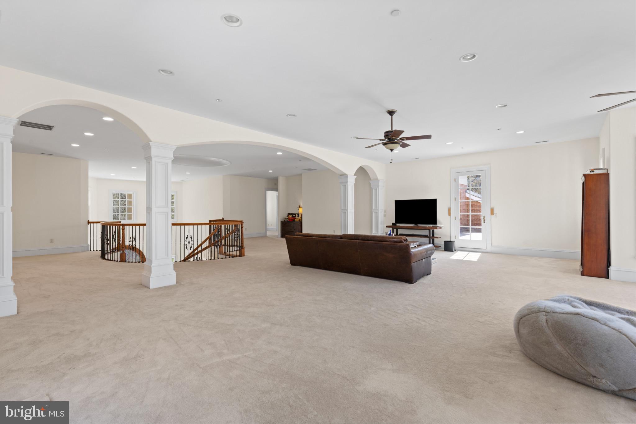 WORTHINGTON VALLEY - Residential