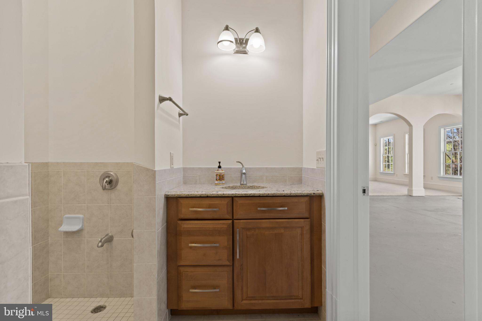 WORTHINGTON VALLEY - Residential