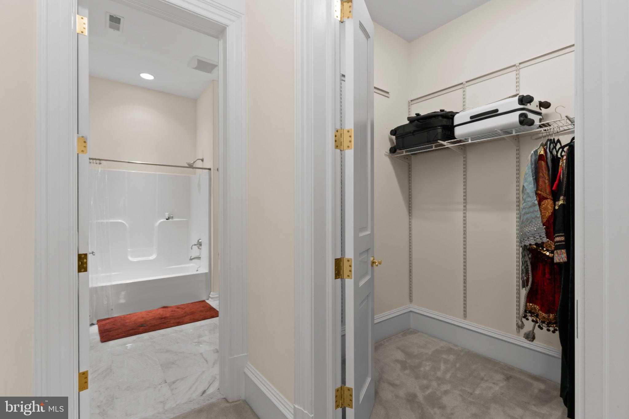 WORTHINGTON VALLEY - Residential