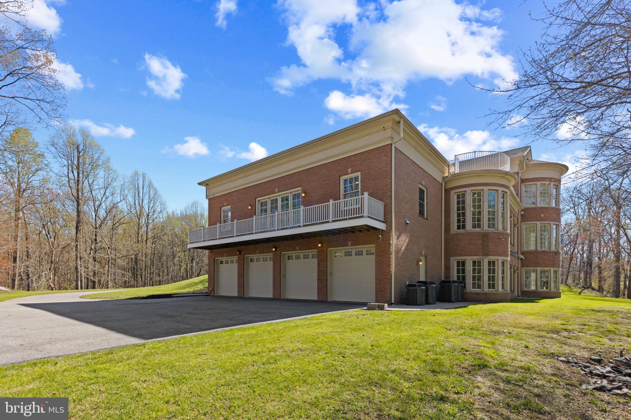 WORTHINGTON VALLEY - Residential