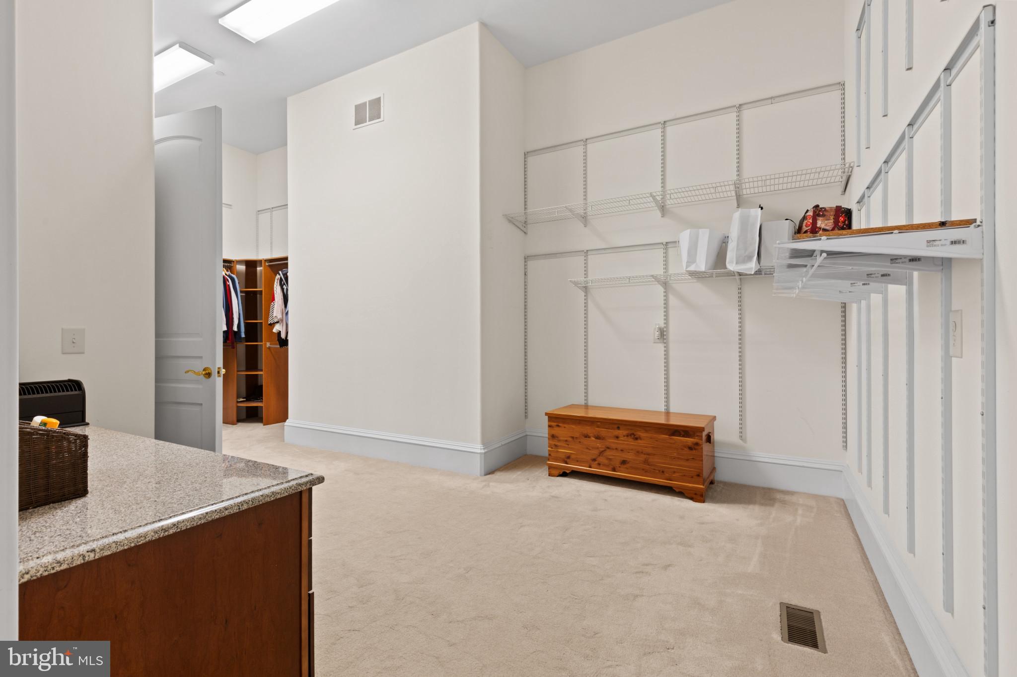 WORTHINGTON VALLEY - Residential