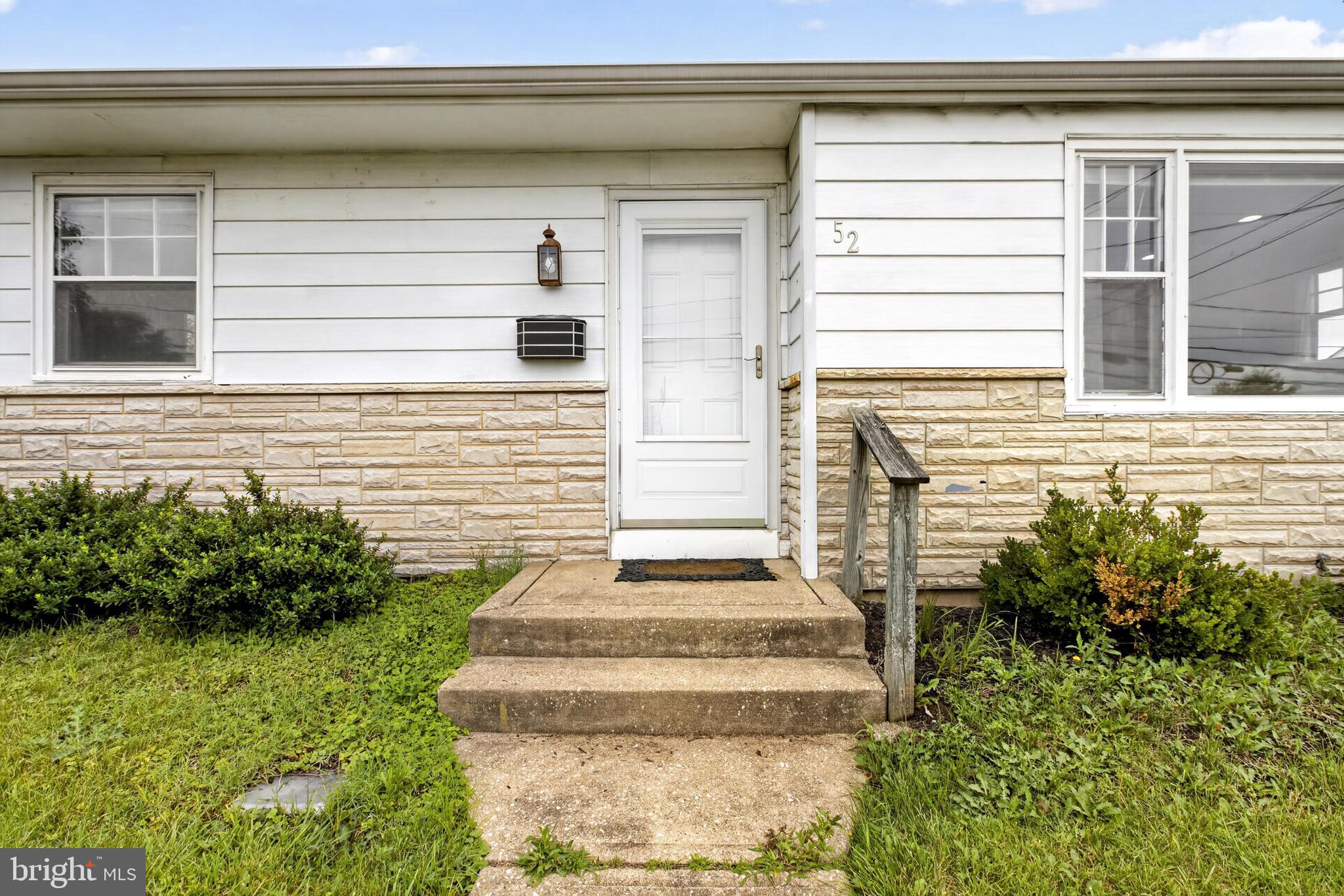 52 MORRIS ROAD
