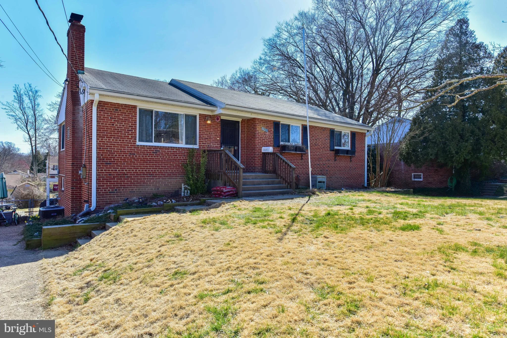 7307 Inzer Street, Springfield, VA 22151