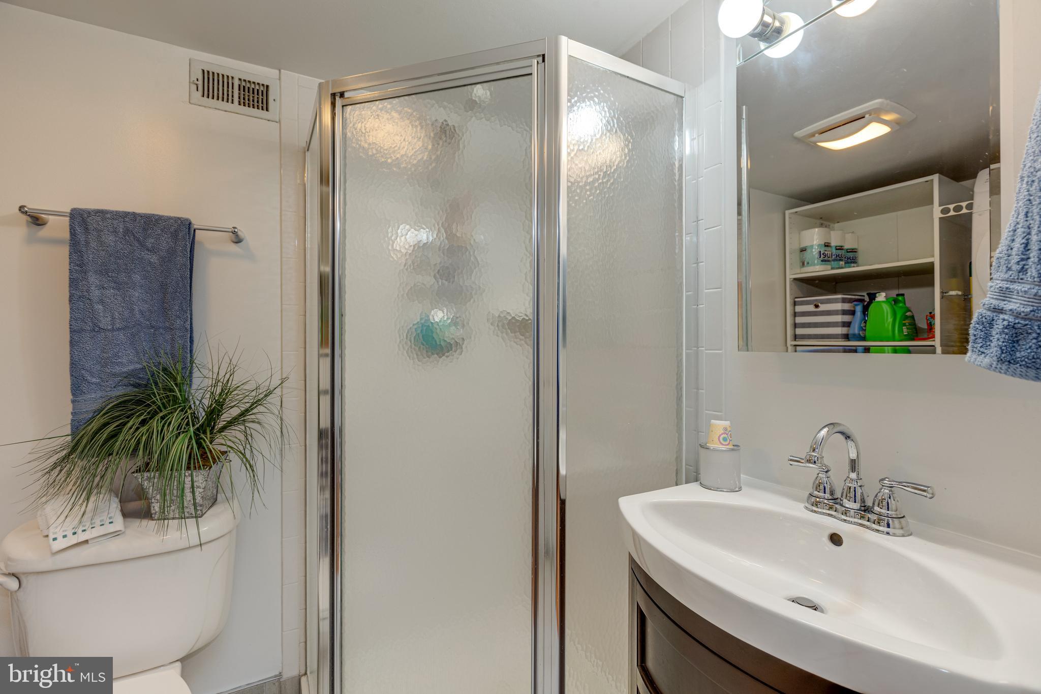FAIRLINGTON ARBORS - Residential