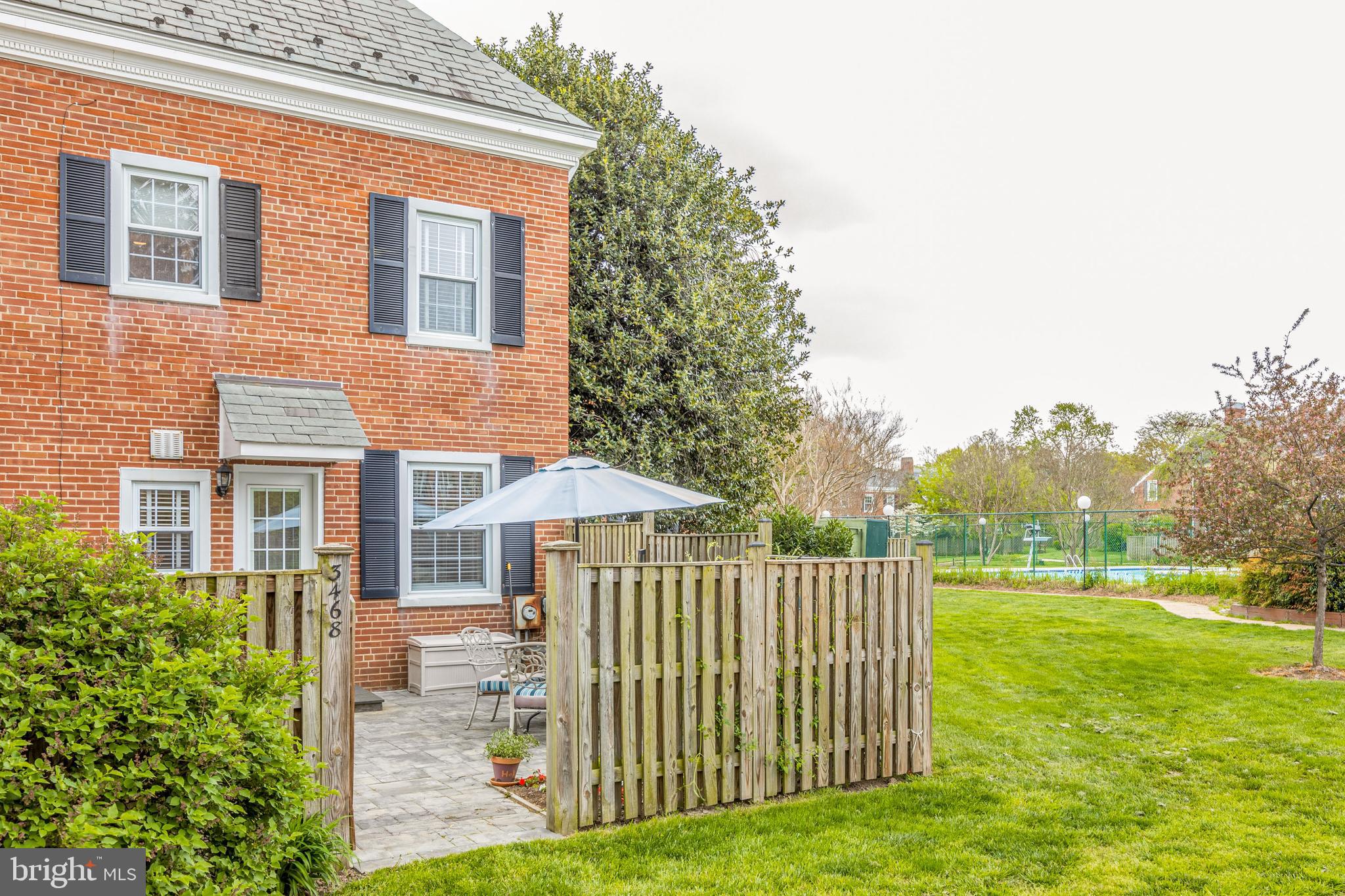 FAIRLINGTON ARBORS - Residential