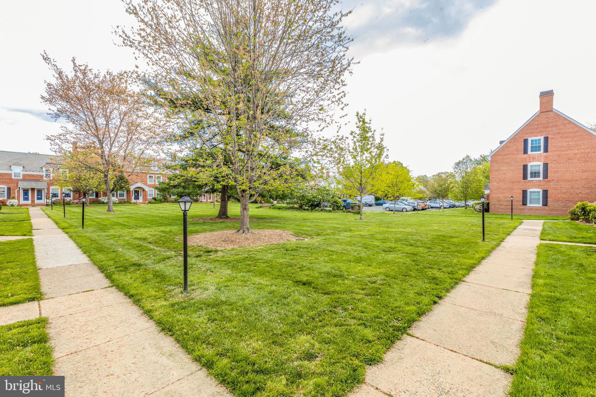 FAIRLINGTON ARBORS - Residential
