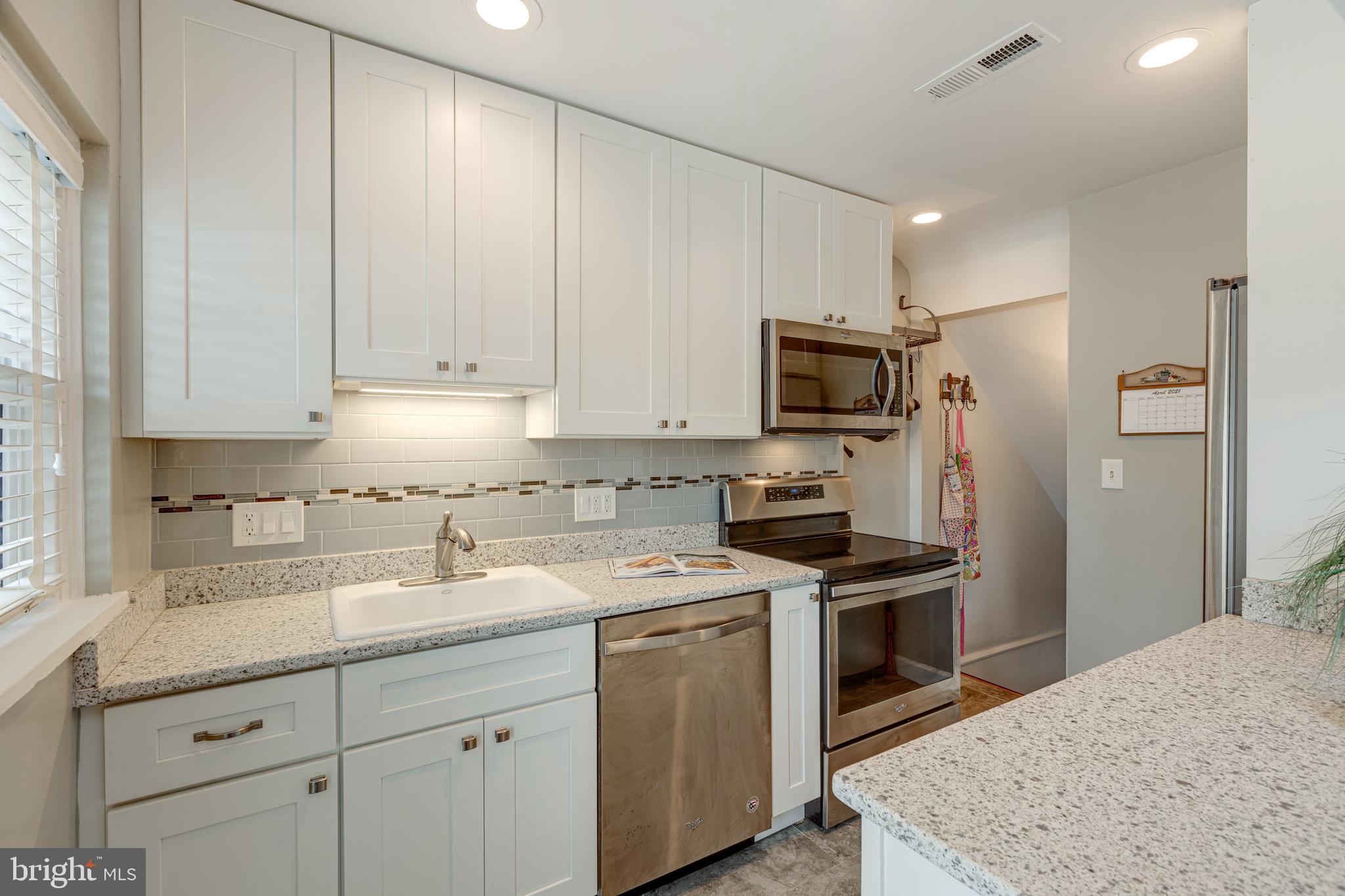 FAIRLINGTON ARBORS - Residential