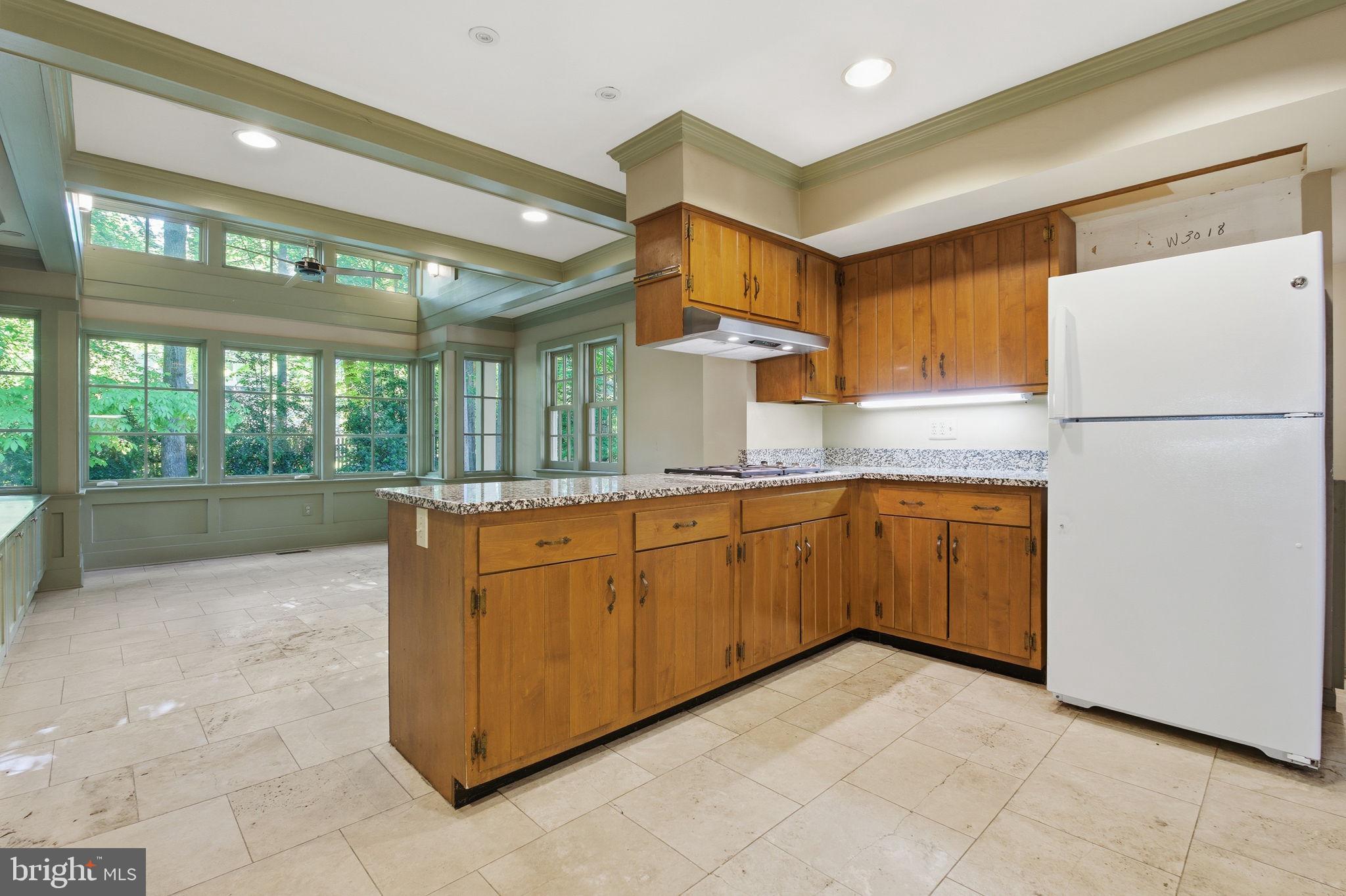 RIVER FALLS - Residential