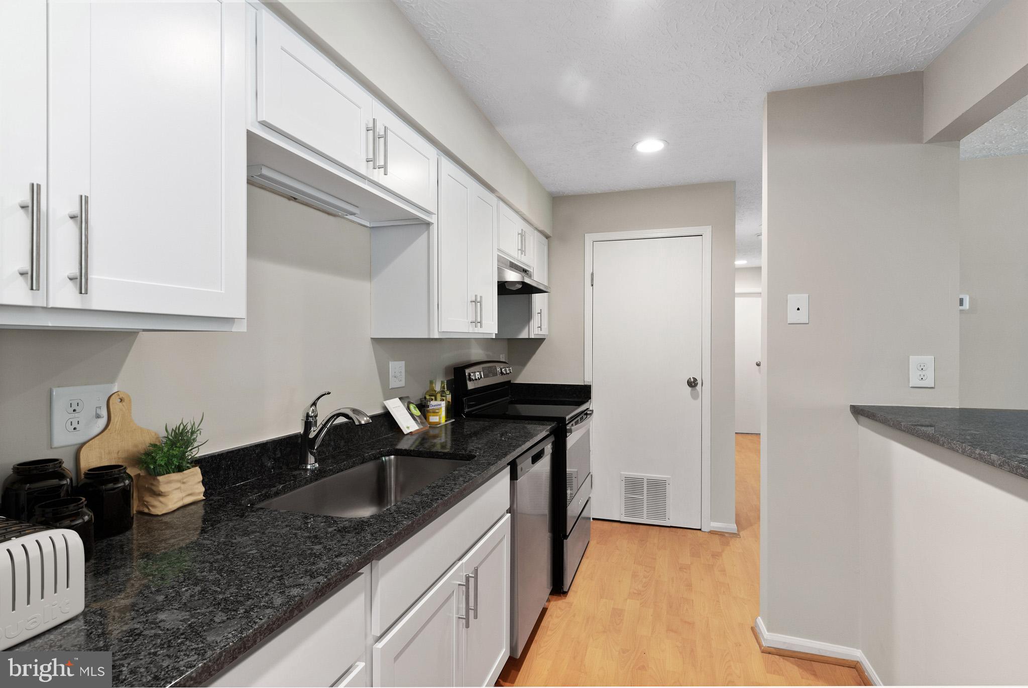 DORADO HILLS - Residential