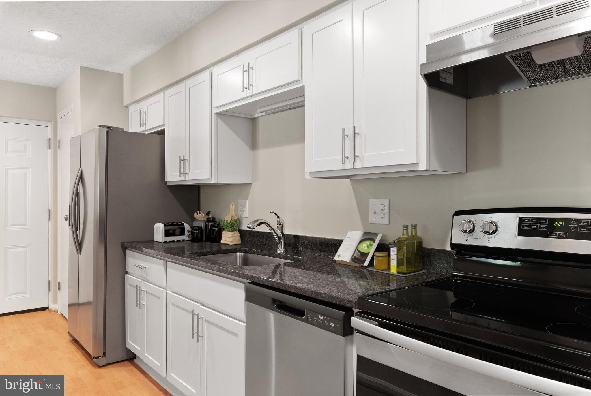 DORADO HILLS - Residential