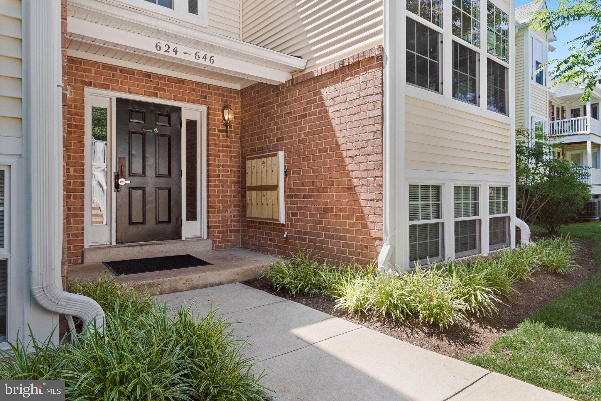 DORADO HILLS - Residential