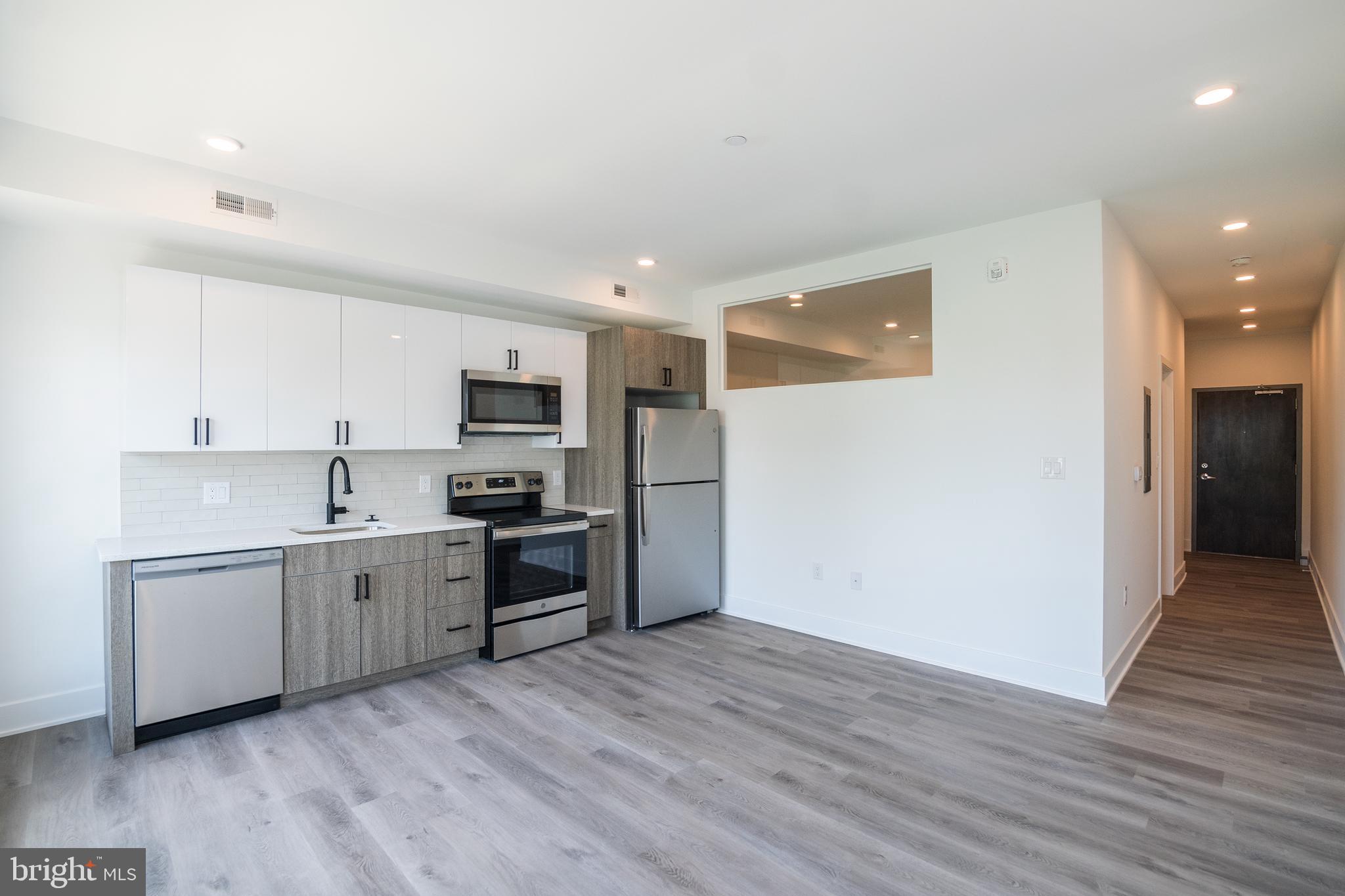 POINT BREEZE - Residential Lease