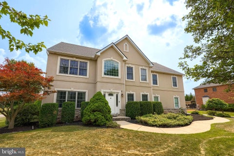 Photo of 2623 Huntfield Drive, YORK, PA 17404 (MLS # PAYK2108492)