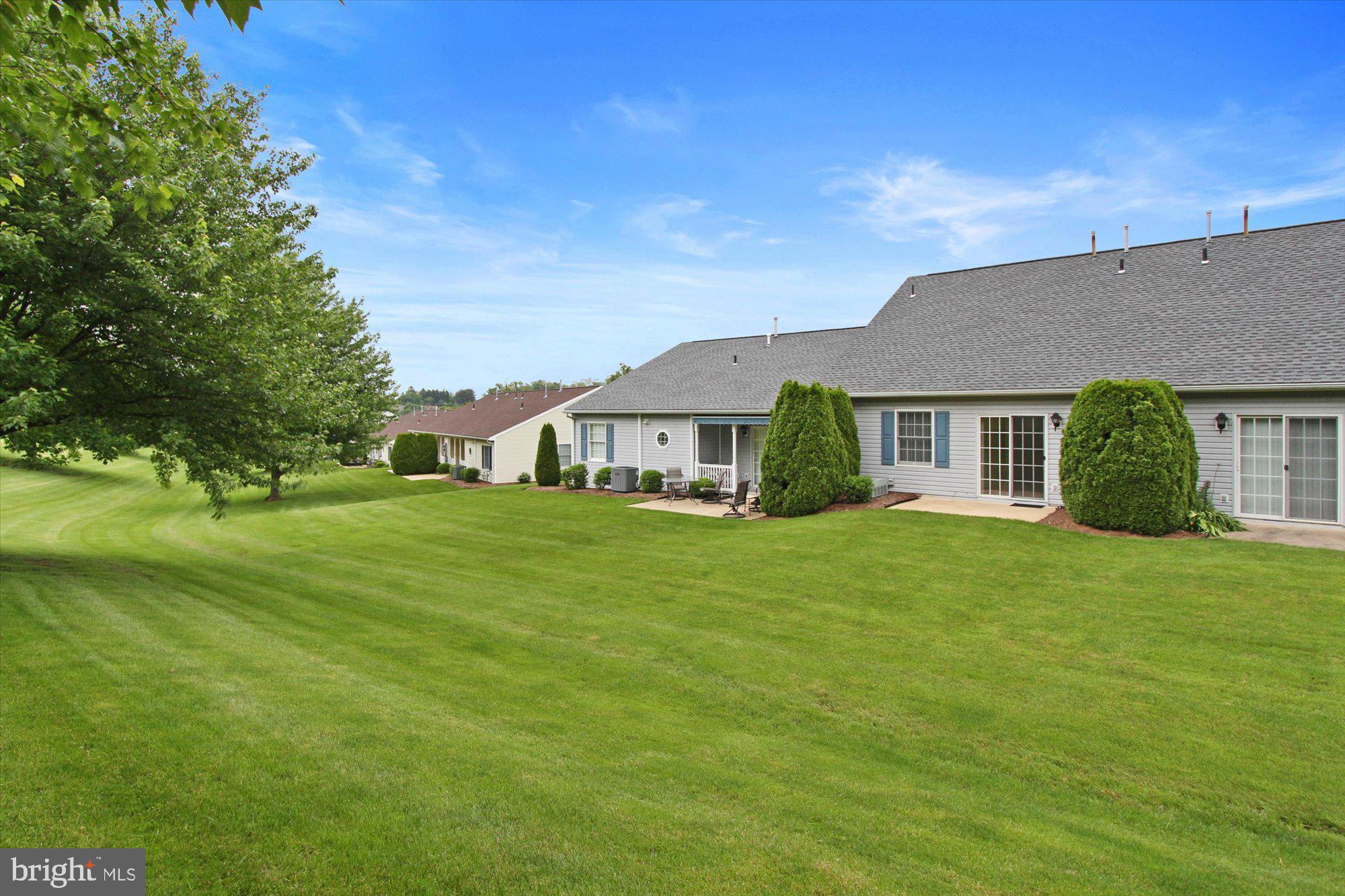 LONGSTOWN VILLAGE - Residential